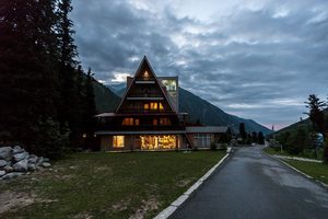 Гостиница в ущелье Ала Арча