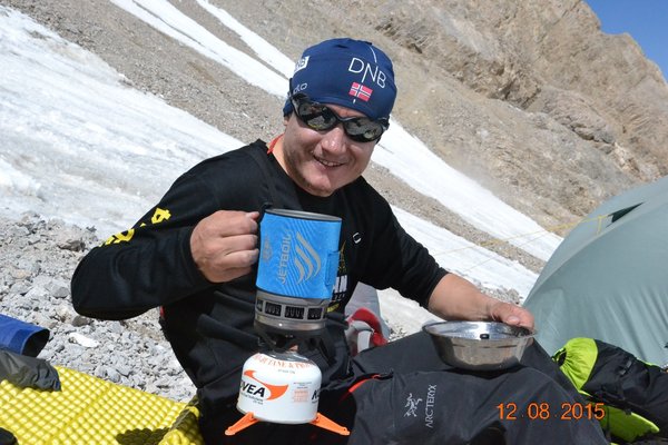 What to eat during the ascent to the high mountains