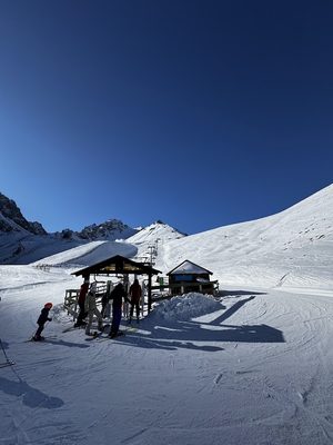 Катание на лыжах в Шымбулак