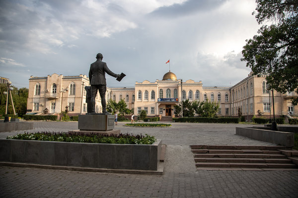 Прошлое и настоящее переплетаются в каждом районе