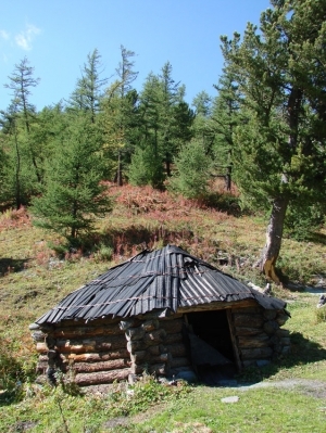 Национальное Алтайское жилище / National Altai dwelling