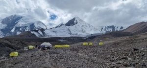 Первый лагерь (4200 м) / Camp 1 (4200 m)
