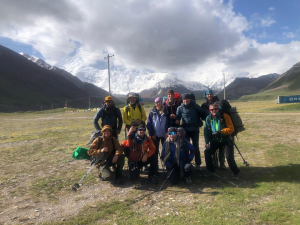 В базовом лагере / At the Base Camp